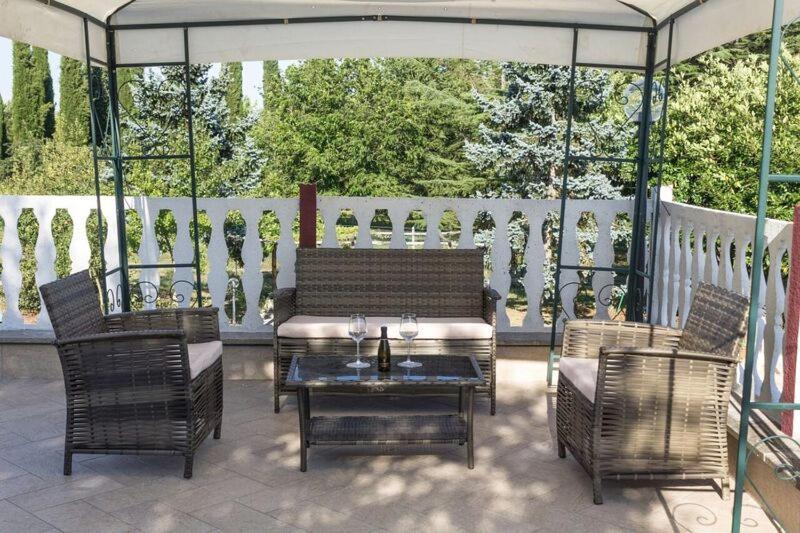Il Profumo Della Natura B&B Oriolo Romano Екстериор снимка