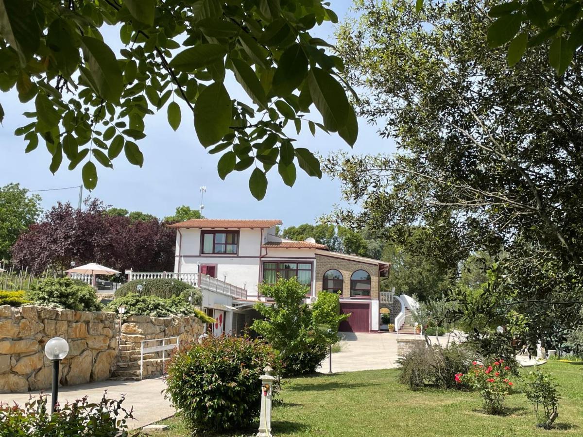 Il Profumo Della Natura B&B Oriolo Romano Екстериор снимка
